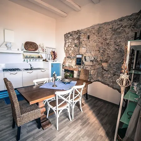 Alojamento de Acomodação e Pequeno-almoço Sottocoperta Taormina